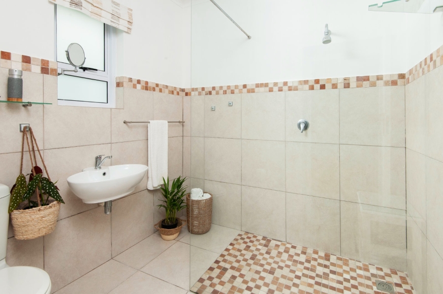 Commercial Property for Sale in Westcliff Western Cape